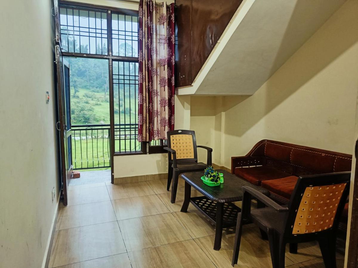 Bholenath Homestay ダルハウジ エクステリア 写真