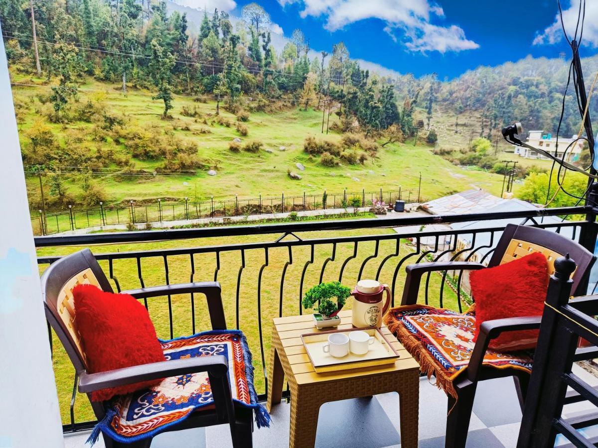 Bholenath Homestay ダルハウジ エクステリア 写真