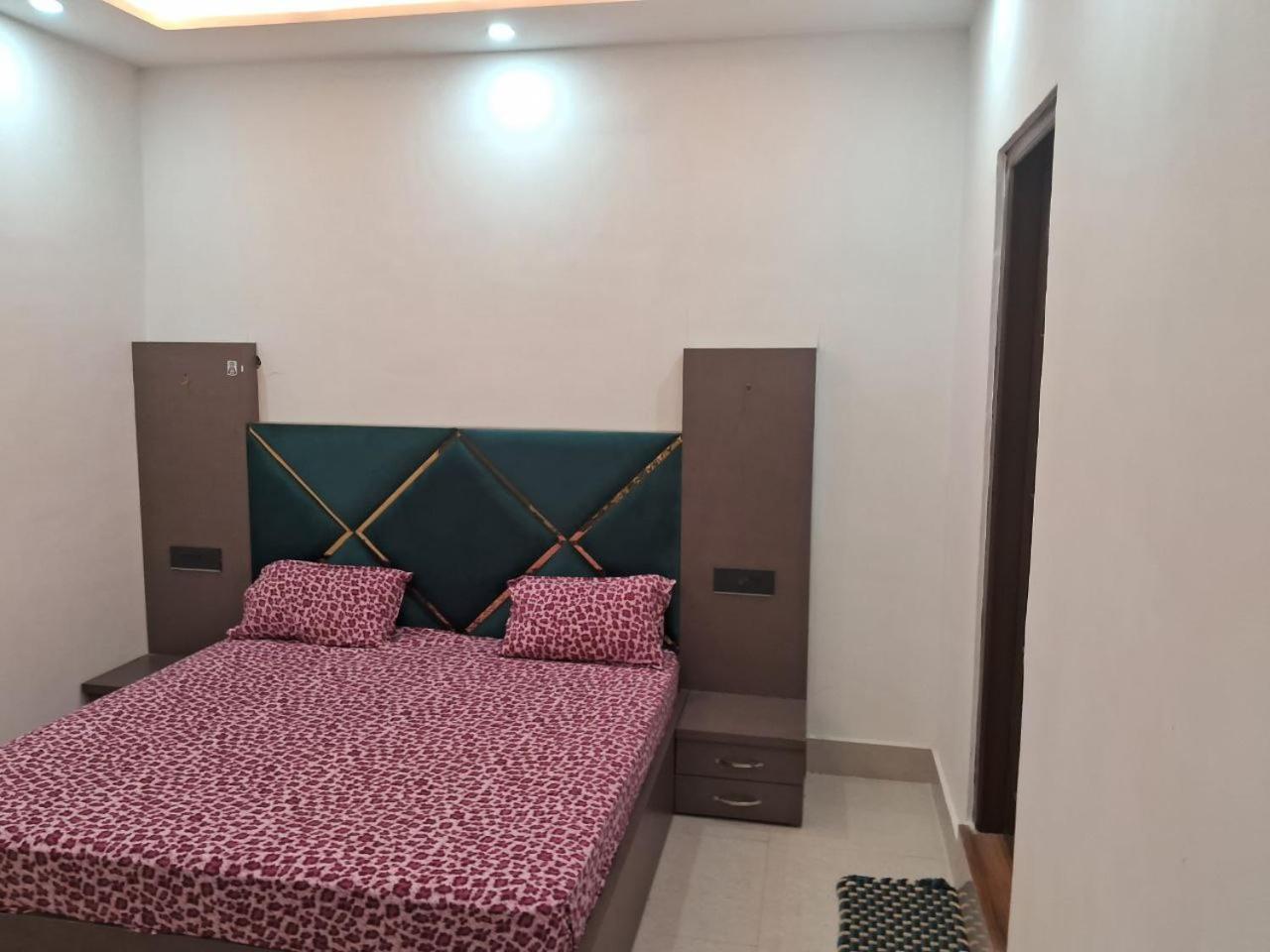 Bholenath Homestay ダルハウジ エクステリア 写真