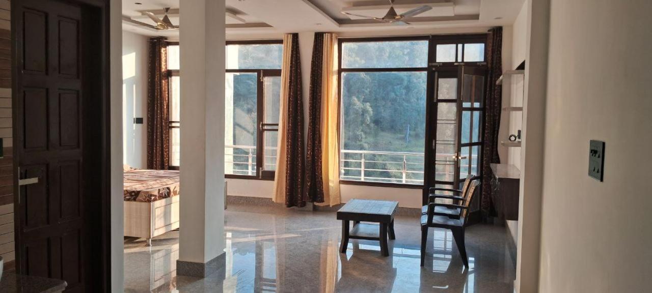 Bholenath Homestay ダルハウジ エクステリア 写真