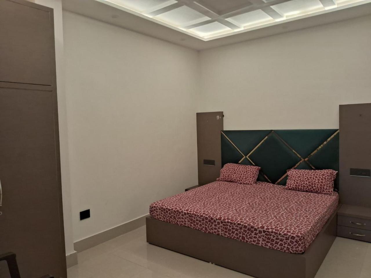 Bholenath Homestay ダルハウジ エクステリア 写真