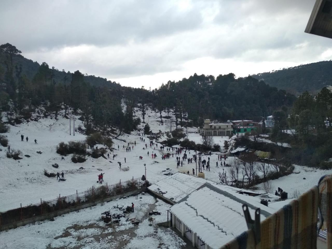 Bholenath Homestay ダルハウジ エクステリア 写真