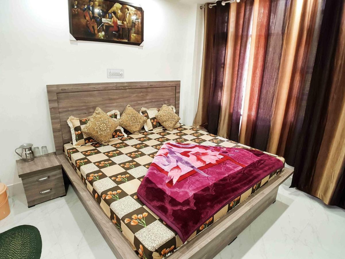 Bholenath Homestay ダルハウジ エクステリア 写真